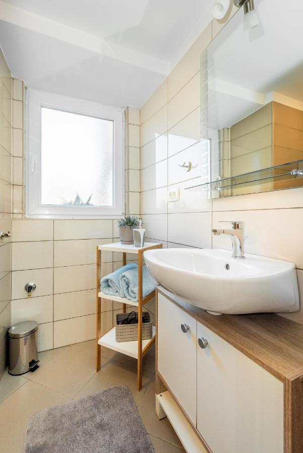 Apartmani Antonija Vozilici Bagian luar foto
