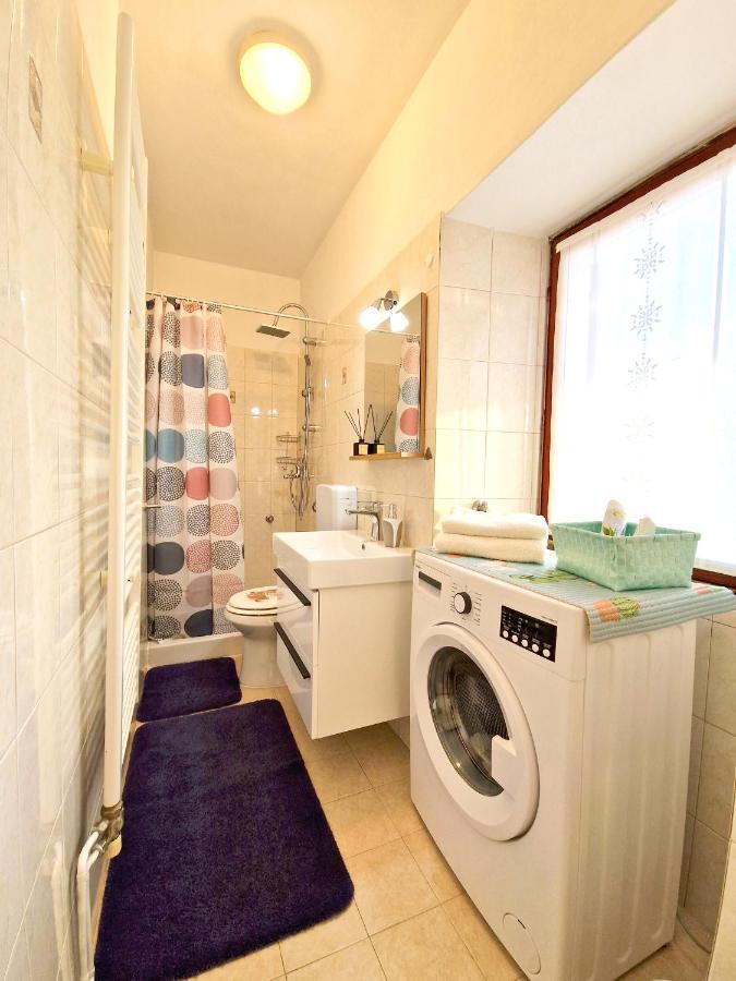Apartmani Antonija Vozilici Bagian luar foto